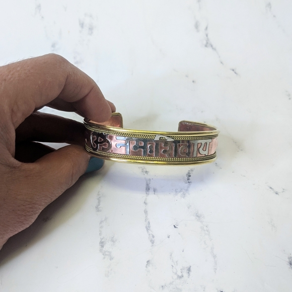 Om Namah Shivaya Indian Mantra Bracelet - Picture 7 of 7